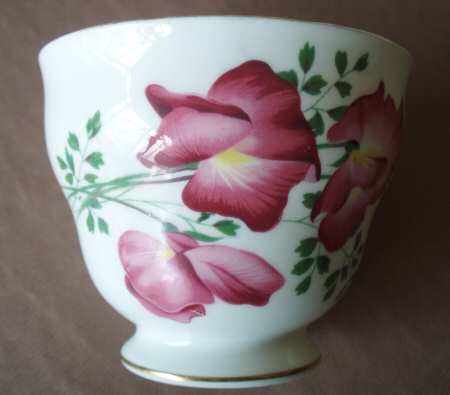 7514 Footed Cup