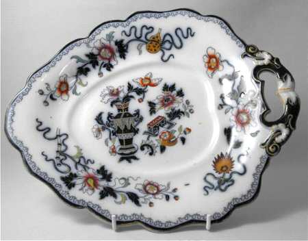 2617 Handled Leaf Dish