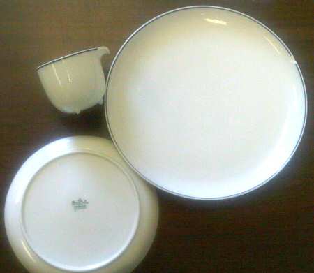 R1932 Dinner Plate
