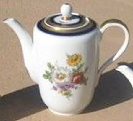 3669 Coffee Pot & Lid