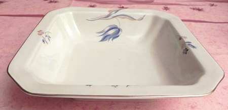 R2163 9" Square Vegetable Bowl