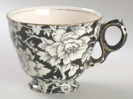 Peony Smooth Footed Cup