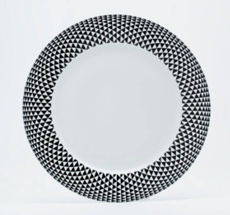 Diamonds Black Dinner Plate