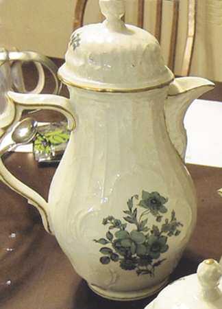 2475 Coffee Pot & Lid