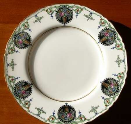 C1388 Dinner Plate