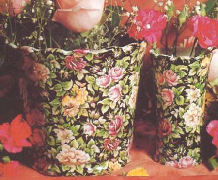 Victorian Chintz Black 5" Planter