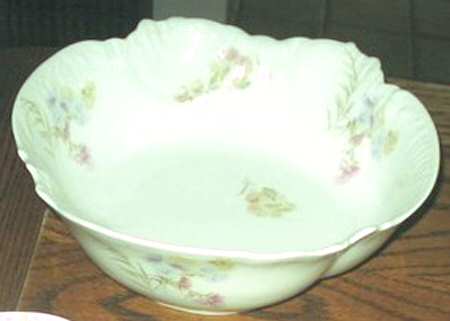 0383 9" Round Vegetable Bowl