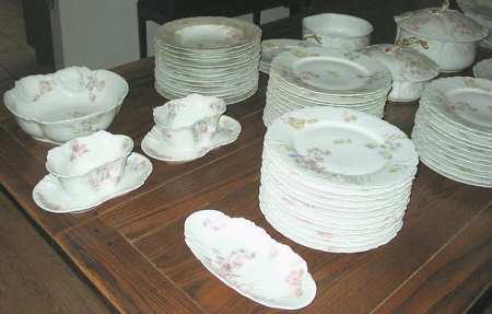 0383 Gravy Boat with Attached Underplate