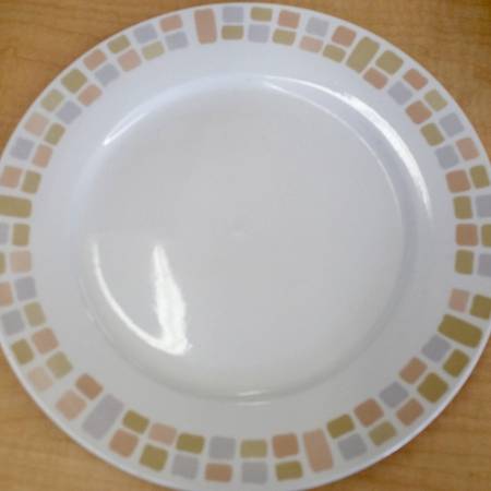 RNF63 Dinner Plate