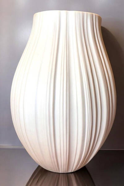 3026 9" Vase