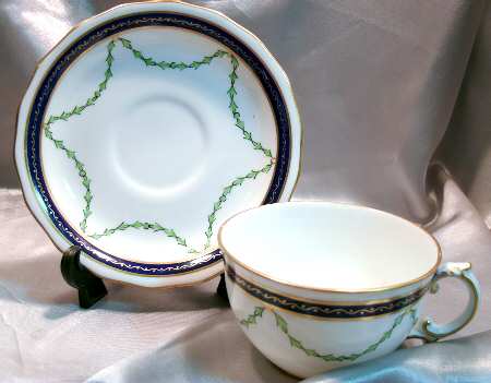 5749 by Royal Crown Derby