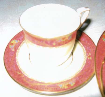 RW263 Flat Cup & Saucer Set