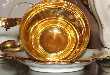 R1938 Footed Demitasse Cup & Saucer Set