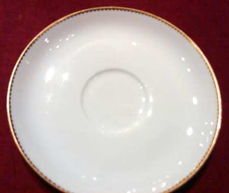 9279 Saucer