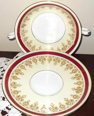 V9324 Flat Cream Soup Bowl & Saucer Set