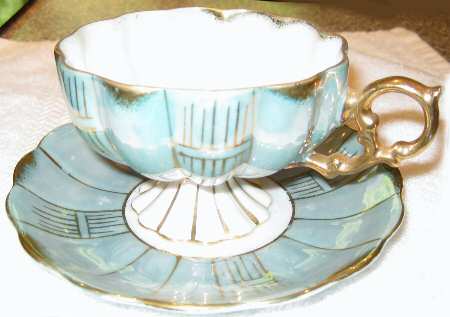 RSY39 Footed Cup & Saucer Set