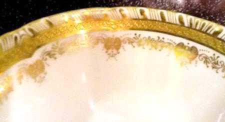 H8912 Saucer