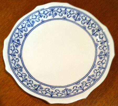 RCD152 by Royal Crown Derby