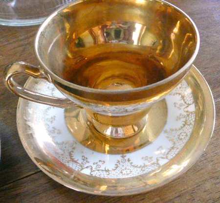 Golden Lace Footed Cup & Saucer Set