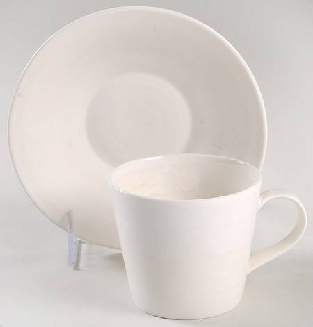 1815 Flat Cup & Saucer Set