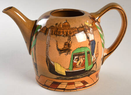Gondoliers Teapot No Lid