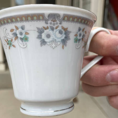 RGT9 Footed Cup
