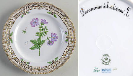 Flora Danica (1790 To 1960) 9" Pierced Luncheon Plate/Fruit Std-Geranium silva