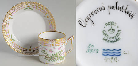 Flora Danica (1790 To 1960) Chocolate Cup & Serrated Saucer-Oxycoecus palustri