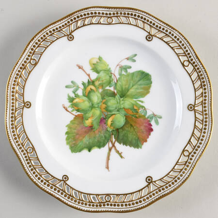 Flora Danica (1790 To 1960) Pierced Luncheon Plate/Fruit Stand-Hazelnut