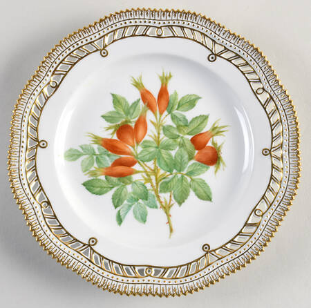 Flora Danica (1790 To 1960) 9" Pierced Luncheon Plate/Fruit Stand-Rosehips