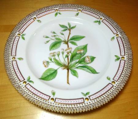 Flora Danica (1790 To 1960) Dinner Plate-Cerasus avium L.