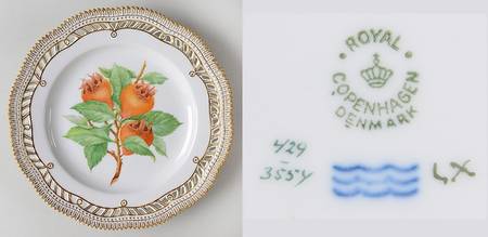 Flora Danica (1790 To 1960) 9" Pierced Luncheon Plate/Fruit Stand-Rosehips
