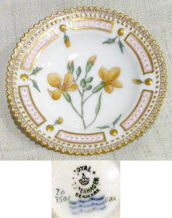 Flora Danica (1790 To 1960) Butter Pat