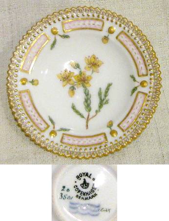 Flora Danica (1790 To 1960) Butter Pat