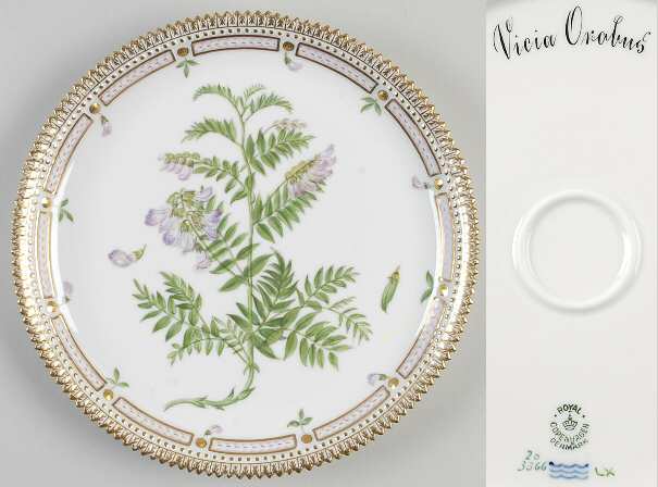 Flora Danica (1790 To 1960) 9" Round Tray-Vicia Orabus