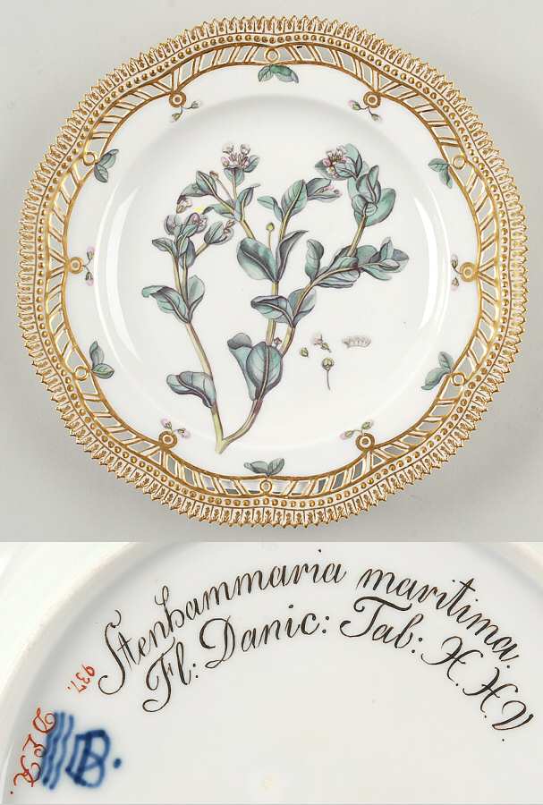 Flora Danica (1790 To 1960) 9" Pierced Luncheon Plate/Fruit St-JM-Stenhammari