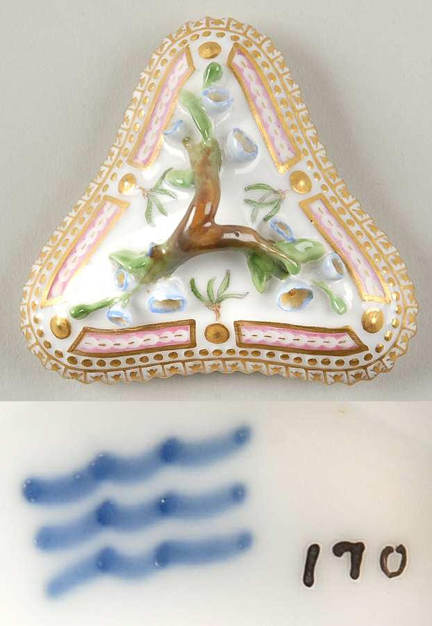 Flora Danica (1790 To 1960) Lid for Triangular Custard Cup-No Decal
