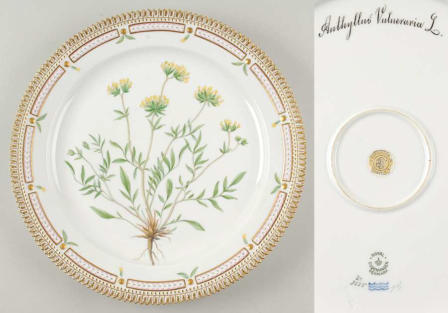 Flora Danica (1790 To 1960) 14" Round Platter-Anthyllus Vulneraria L