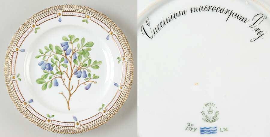 Flora Danica (1790 To 1960) Dinner Plate-Vaccinium macrocarpum Drej