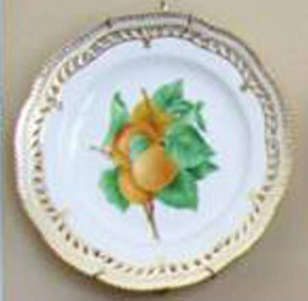 Flora Danica (1790 To 1960) 9" Pierced Luncheon Plate/Fruit Stand-Apricots