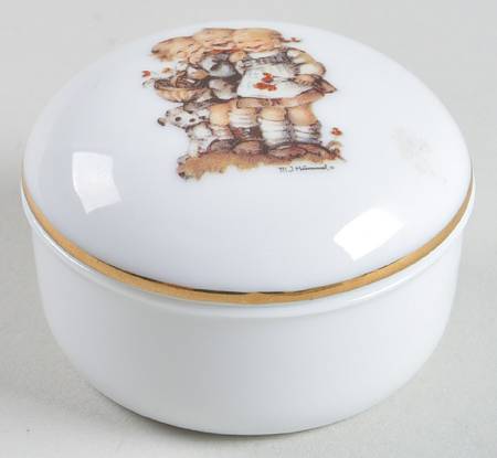 Follow the Leader 2" Round Box & Lid