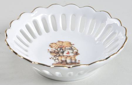 Follow the Leader Pierced Nut Dish