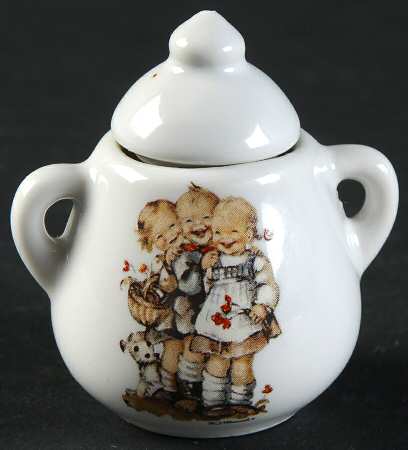 Follow the Leader Toy Sugar Bowl & Lid