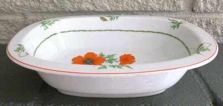 Coquelicot 11" Oval Vegetable Bowl