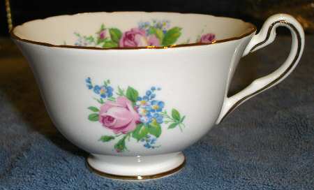 H830 Footed Cup