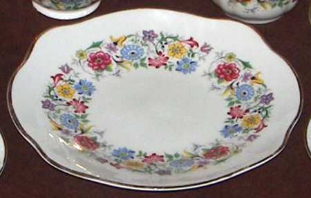 RTA46 Handled Cake Plate