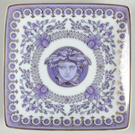 Le Grand Divertissement Square Canape Plate