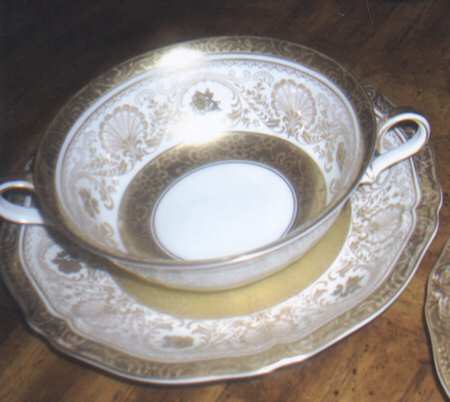 R2249 Footed Cream Soup Bowl & Saucer Set