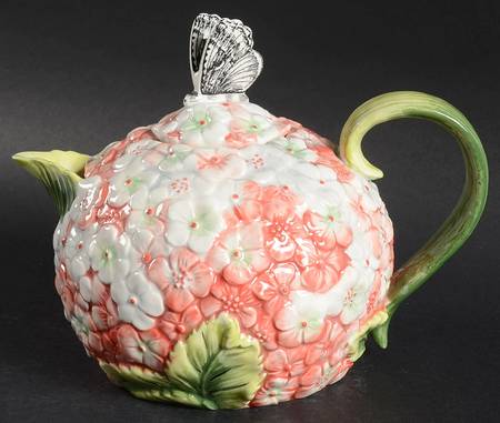 Edie Rose Hydrangea Collection Teapot & Lid