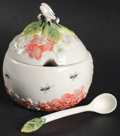 Edie Rose Hydrangea Collection Sugar Bowl & Lid W/Spoon